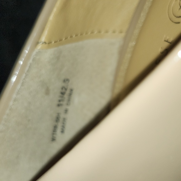 Chinese Laundry Platform Heels 11 - Picture 4 of 6